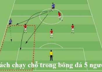 cach-chay-cho-trong-bong-da-5-nguoi